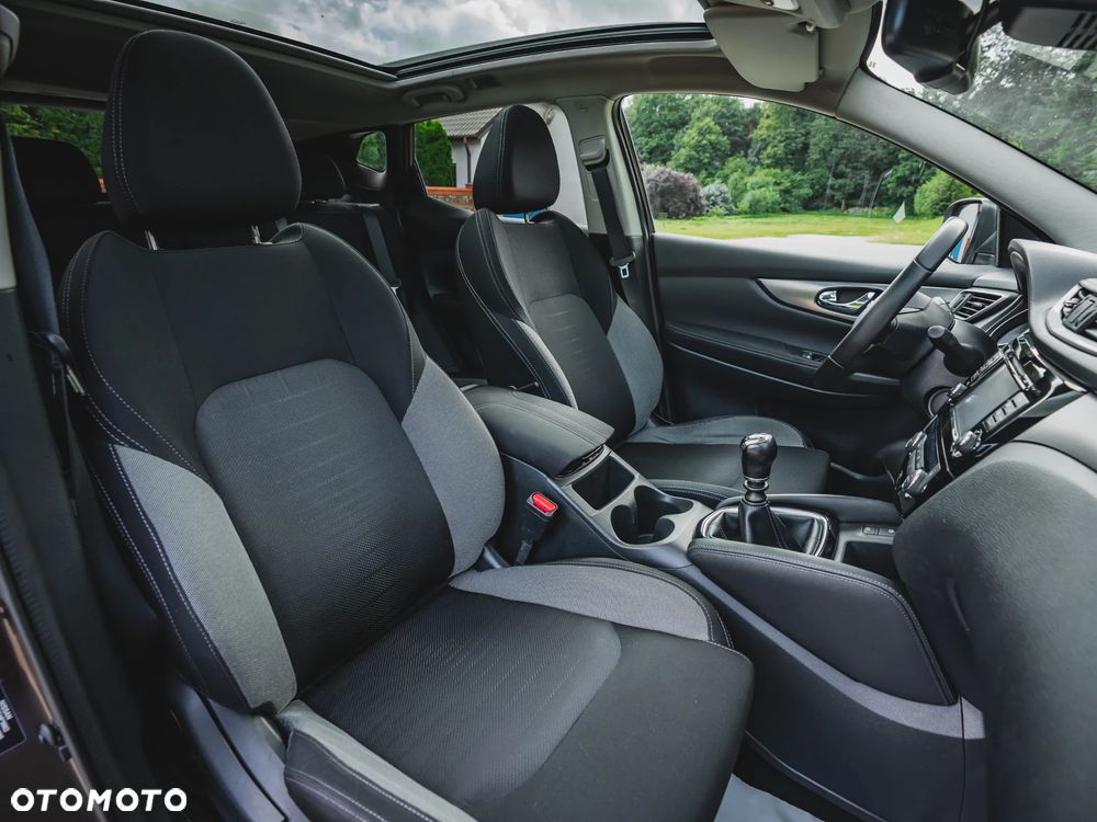 Nissan Qashqai 1.5 dCi DPF 360 - 27