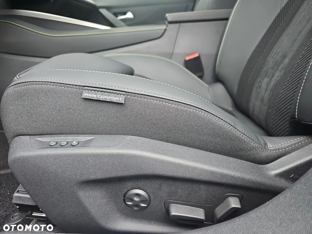 Peugeot 408 1.6 Plug-in Hybrid 240 GT E-DCS7 - 15