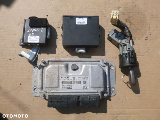 ZESTAW STARTOWY KOMPUTER STACYJKA IMMOBILIZER TOYOTA AYGO 1.0 - 2