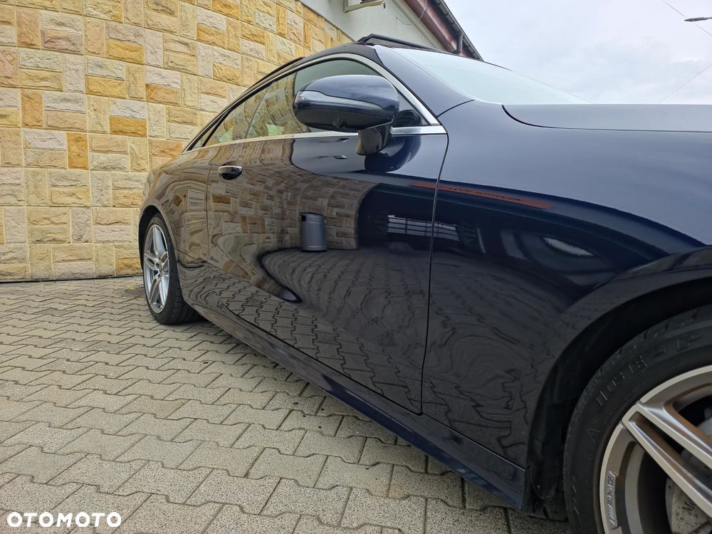 Mercedes-Benz Klasa E 220 d 4-Matic 9G-TRONIC - 25