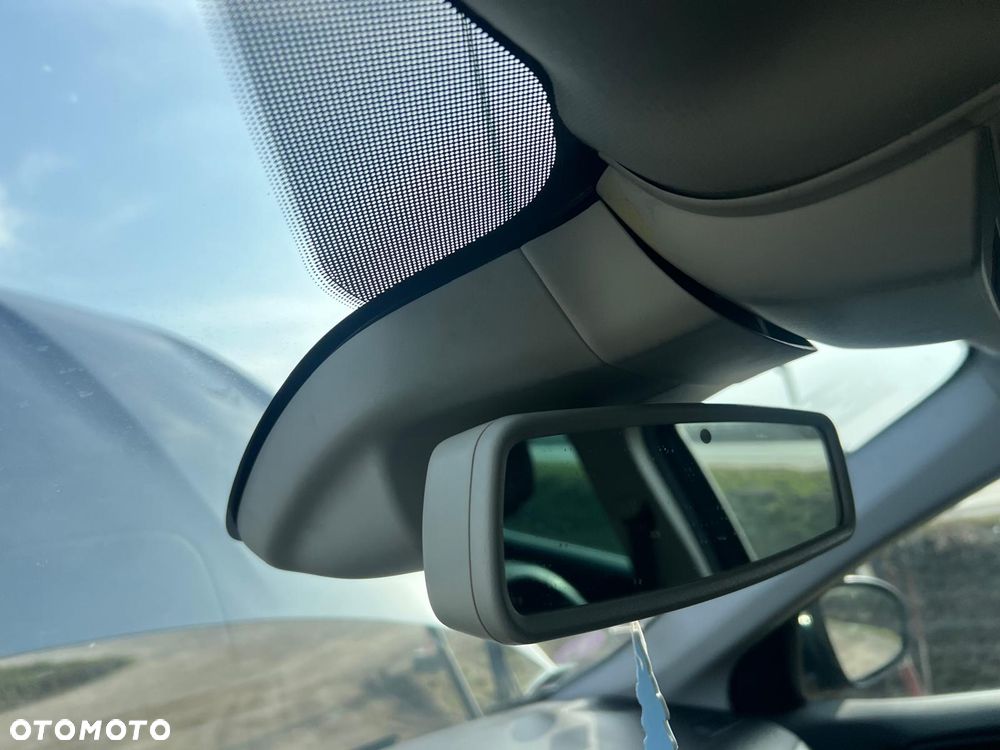 Renault Megane ENERGY TCe 130 BUSINESS - 18