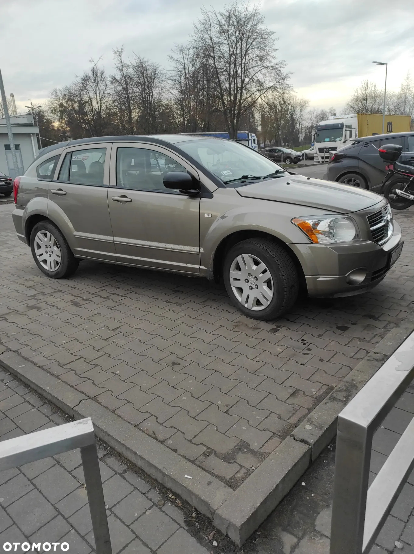 Dodge Caliber - 3