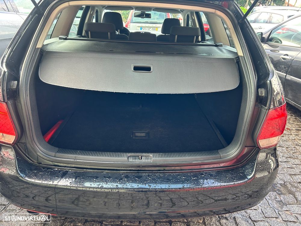 VW Golf Variant 1.6 TDi Confortline - 7