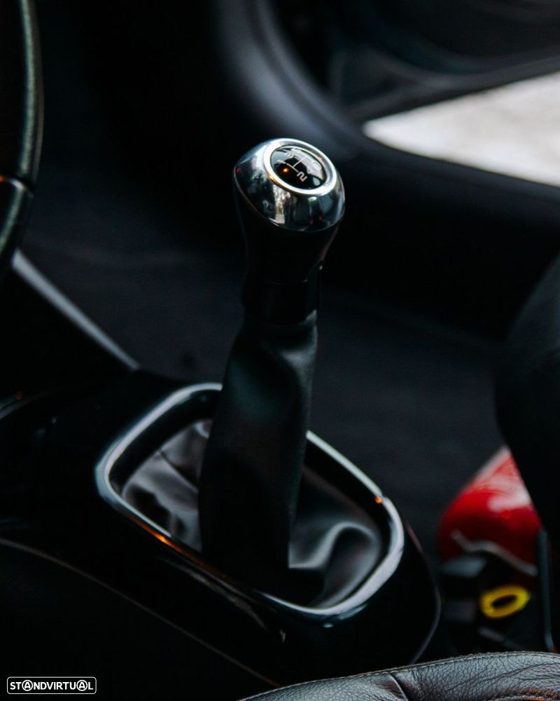 Peugeot 108 1.2 PureTech Allure - 16