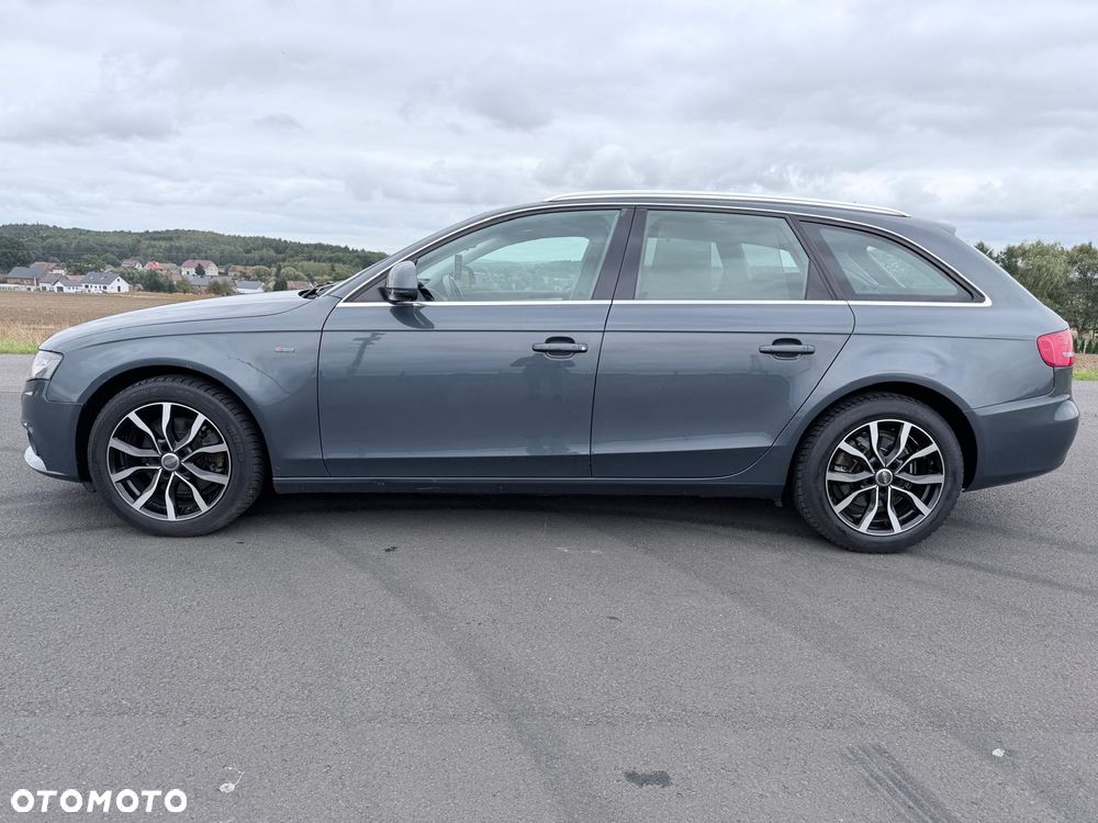 Audi A4 Avant 2.0 TDI DPF Ambiente - 9