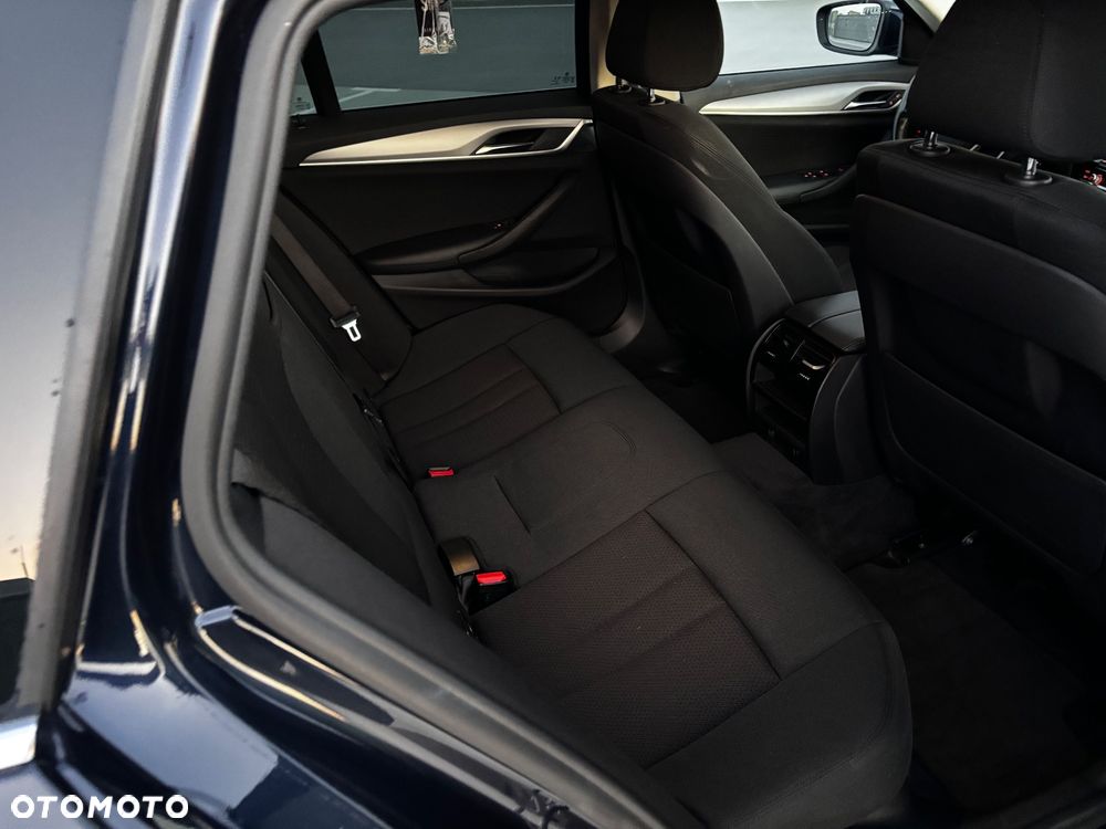BMW Seria 5 - 30
