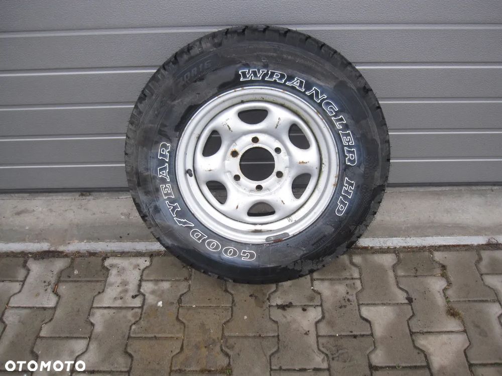 Mitsubishi Pajero 3 koło zapasowe 245/70R16 6x139,7 felga opona Goodyear Wrangler HP - 1
