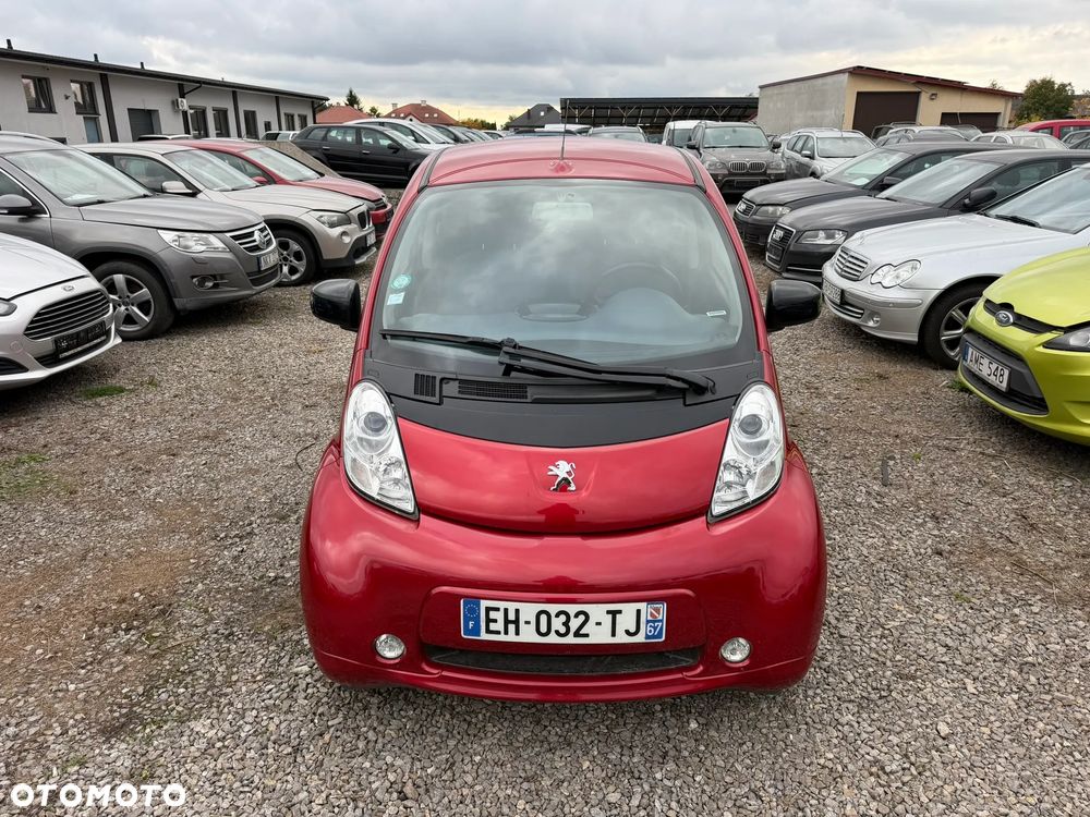 Peugeot iOn Active - 9
