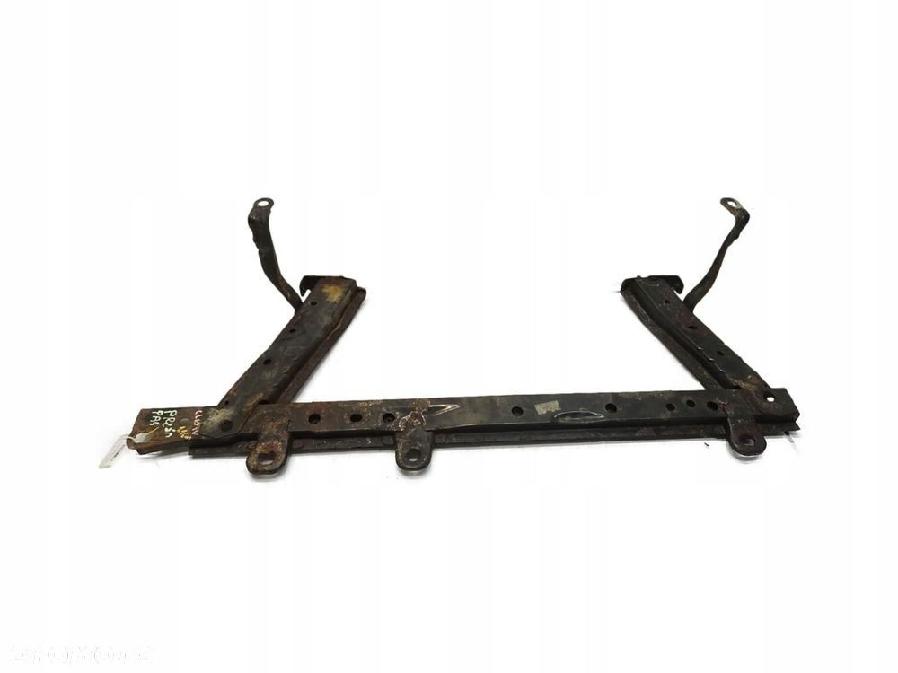 BELKA DOLNA PASA PRZEDNIEGO RENAULT CLIO IV 0.9 TCe - 1