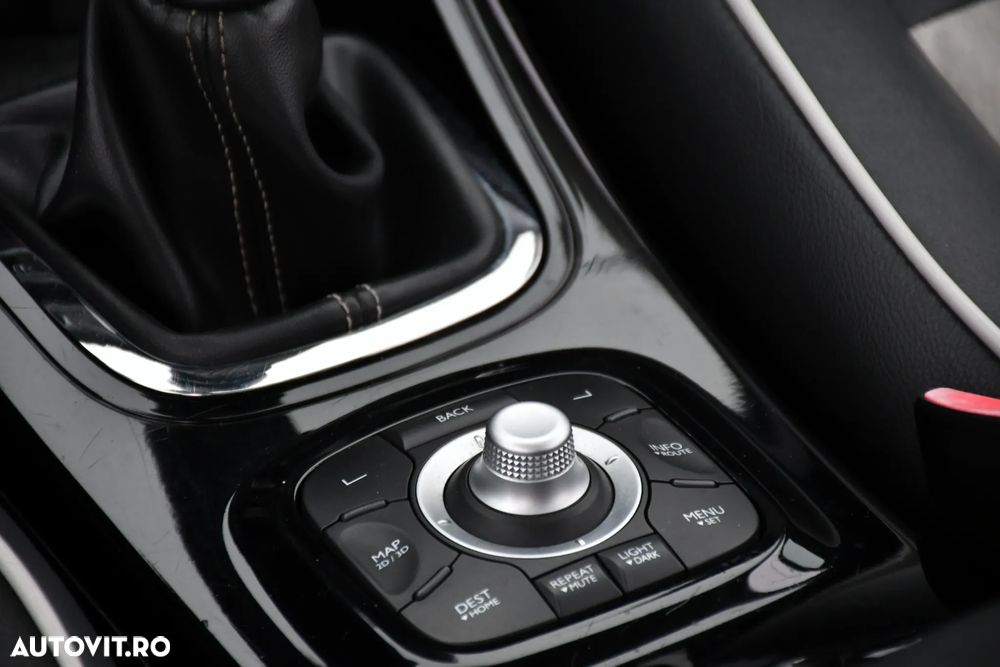 Renault Megane ENERGY dCi 110 Start & Stop Paris Business - 25