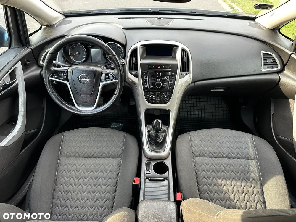 Opel Astra 1.4 Turbo Cosmo - 18