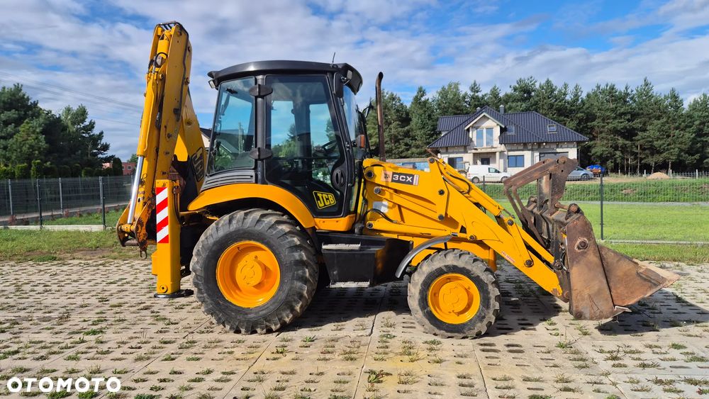JCB 3CX - 4