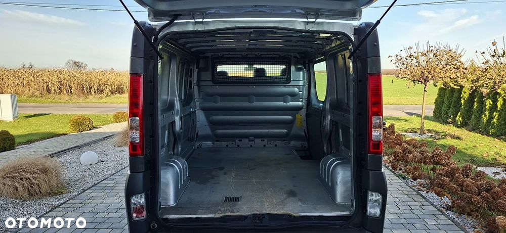 Opel vivaro - 11