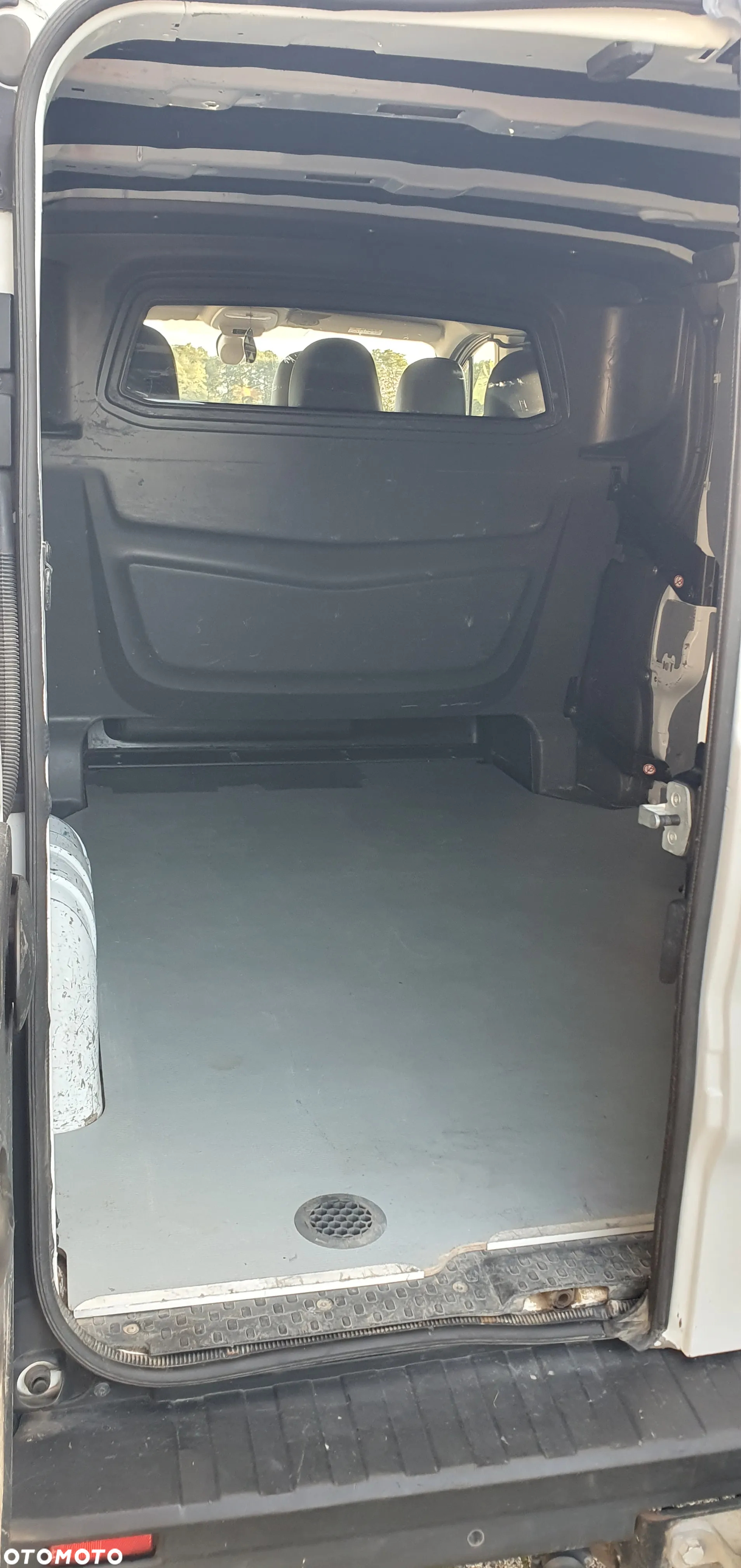 Opel Vivaro - 5