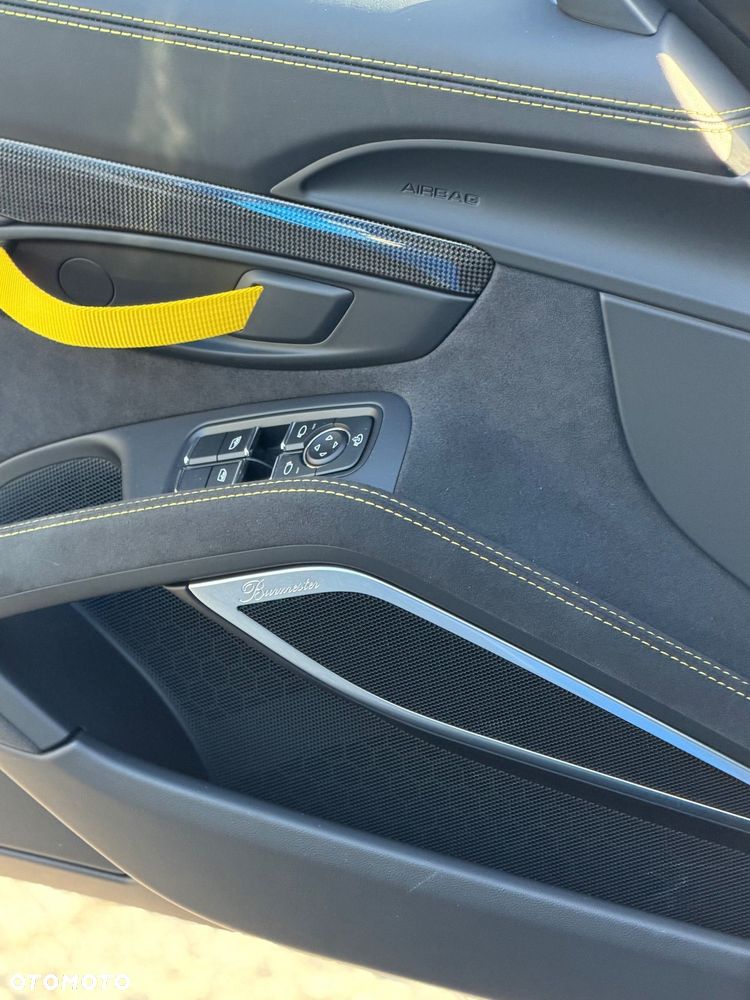Porsche 718 Spyder - 19