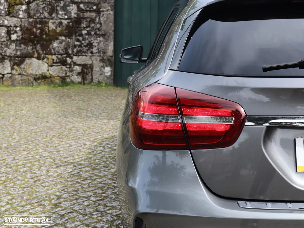 Mercedes-Benz GLA 180 d AMG Line - 8