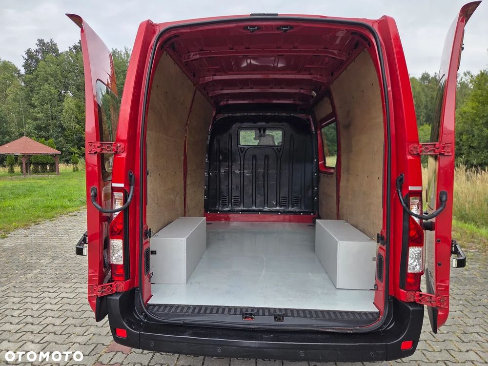Renault Master - 25