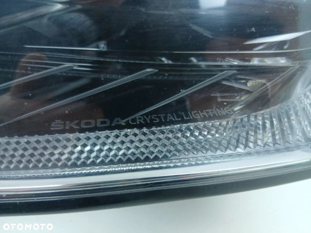 Reflektor przód przedni lewy lampa FULL LED Skoda Octavia IV - 3