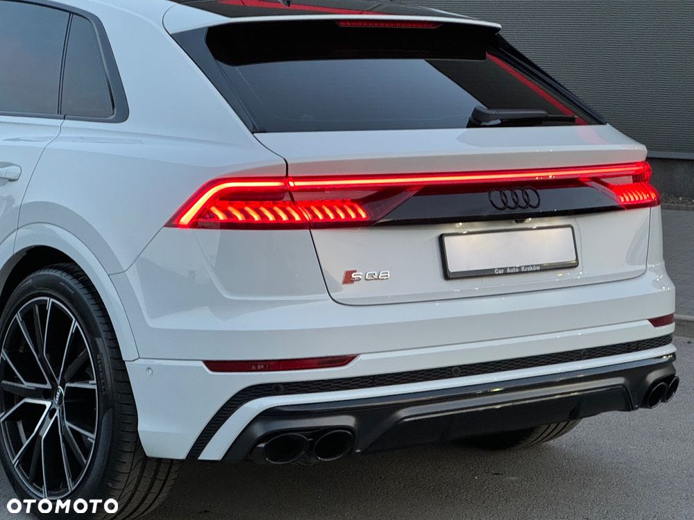 Audi SQ8 - 12