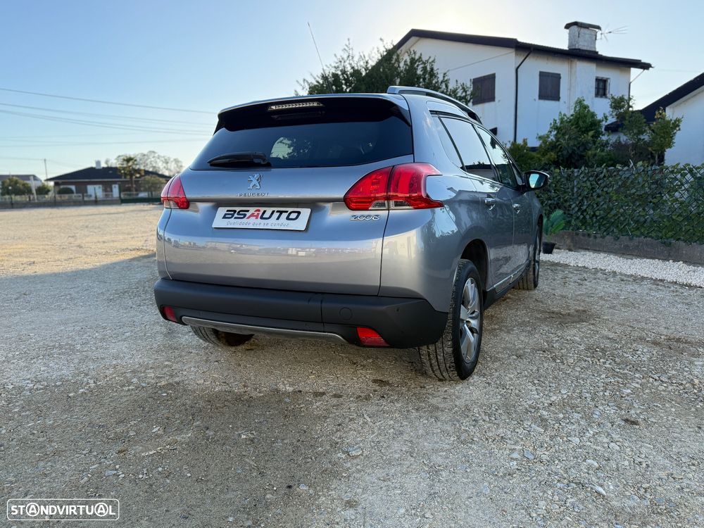 Peugeot 2008 PureTech 82 Allure - 8