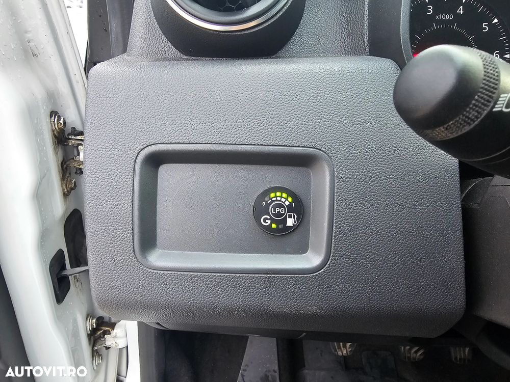 Dacia Duster TCe 90 Essential - 10