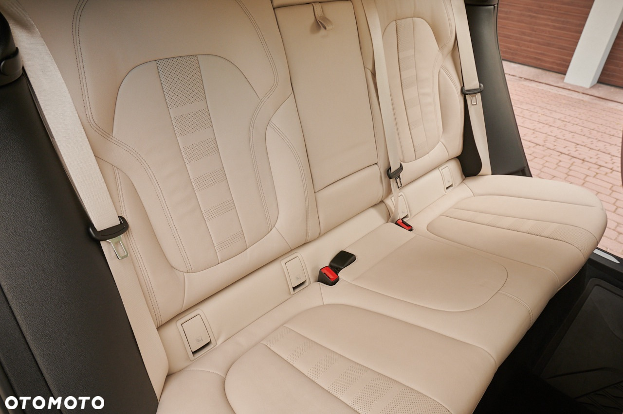 BMW X6 xDrive30d - 27
