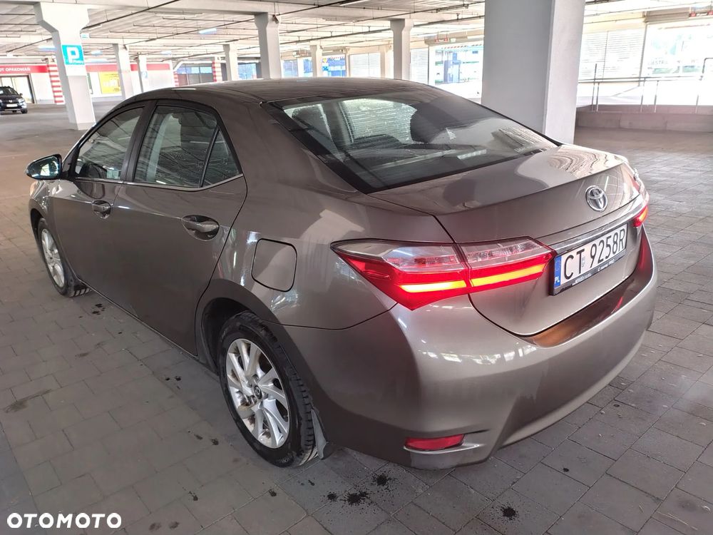Toyota Corolla 1.6 Comfort - 3