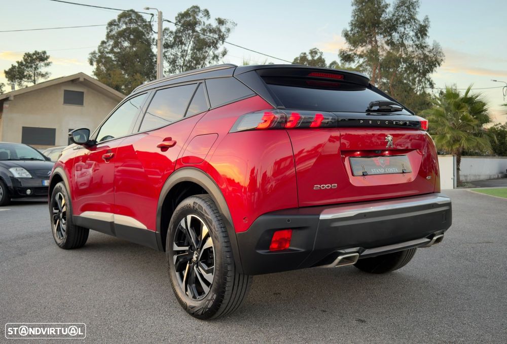 Peugeot 2008 1.2 PureTech GT EAT8 - 4