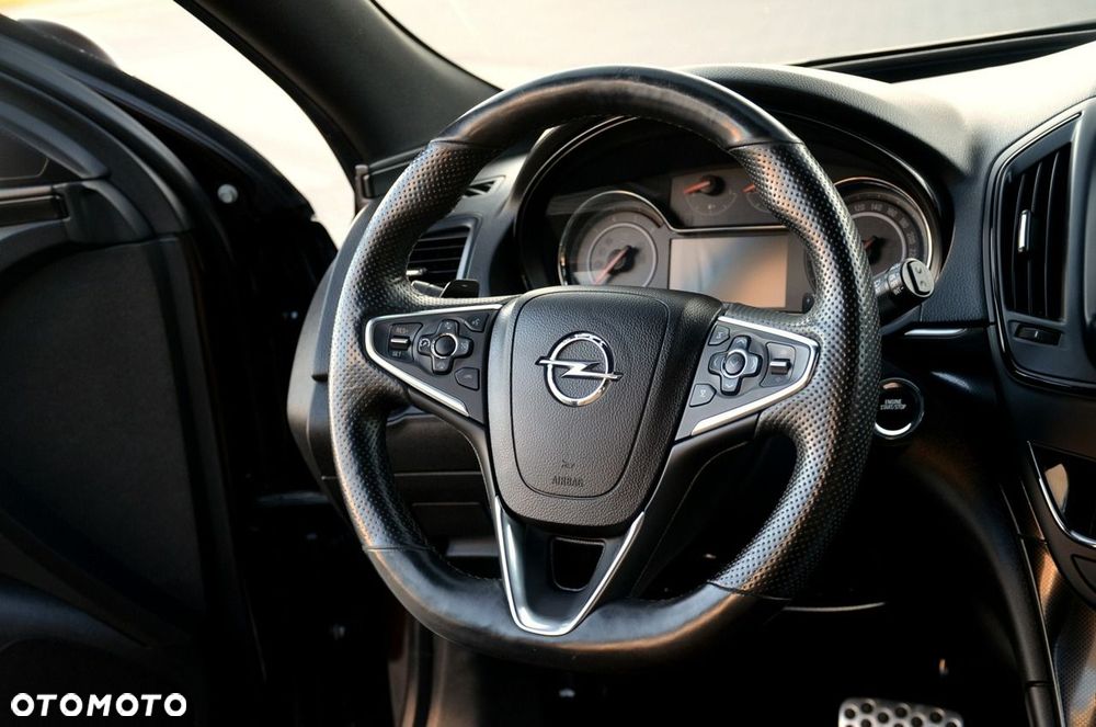 Opel Insignia - 24