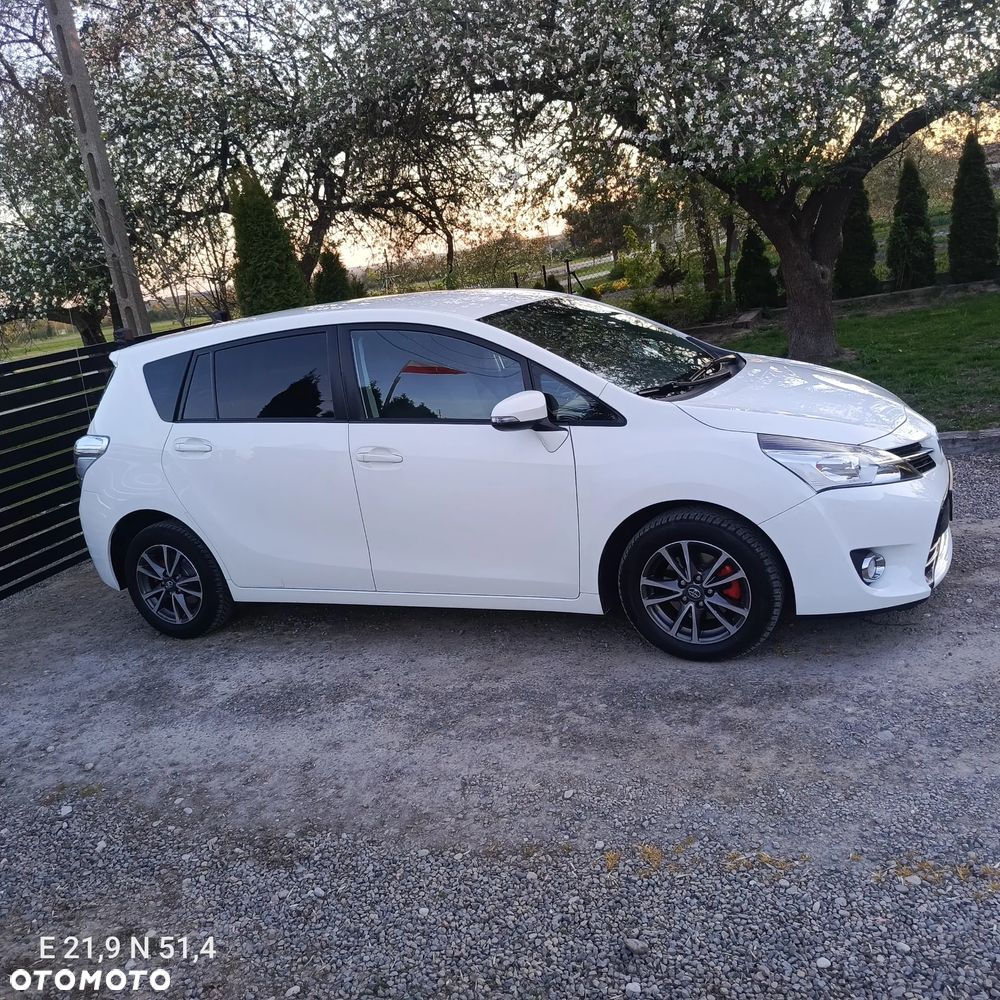 Toyota Verso 2.0 D-4D 5-Sitzer Executive - 31