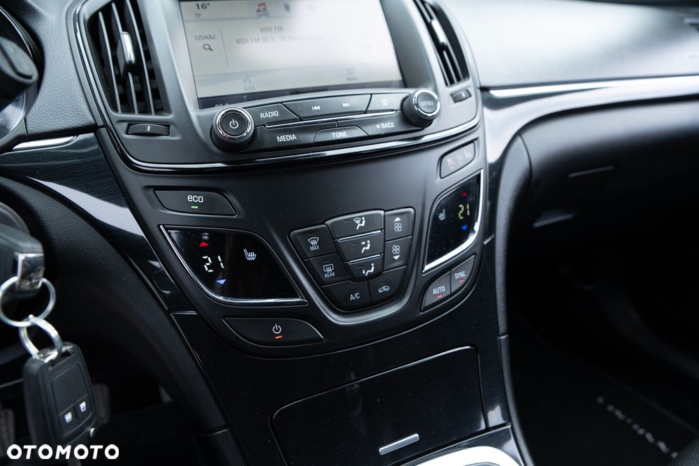 Opel Insignia 2.0 BiTurbo CDTI Sport - 32