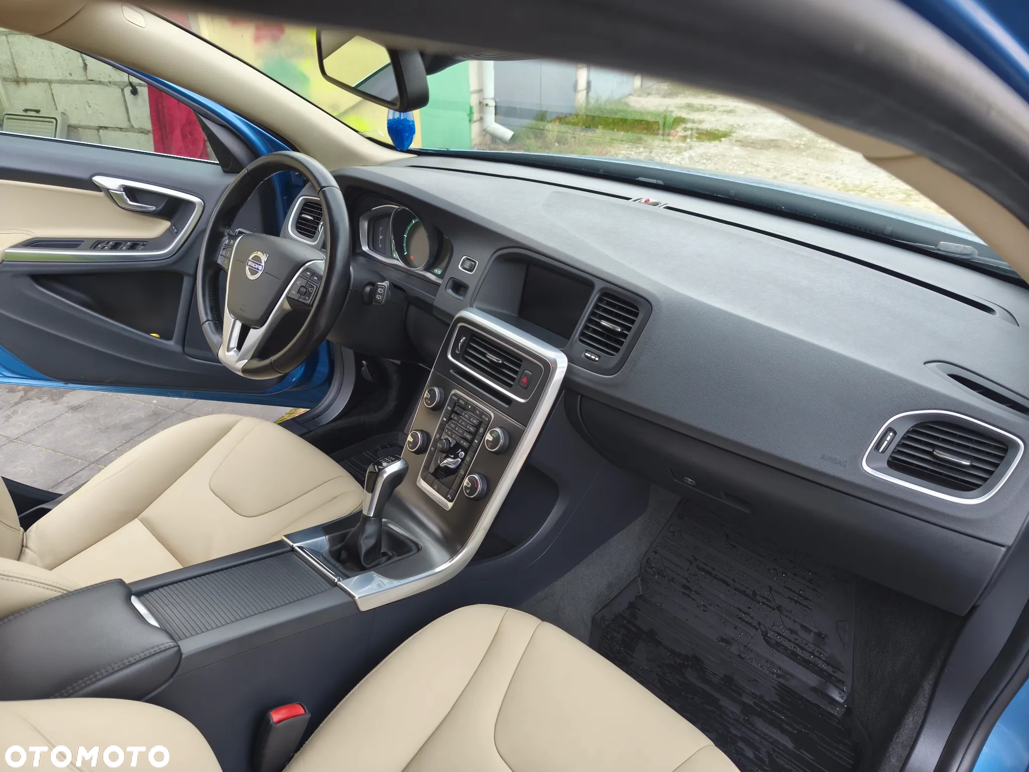 Volvo V60 D4 Drive-E Momentum - 9