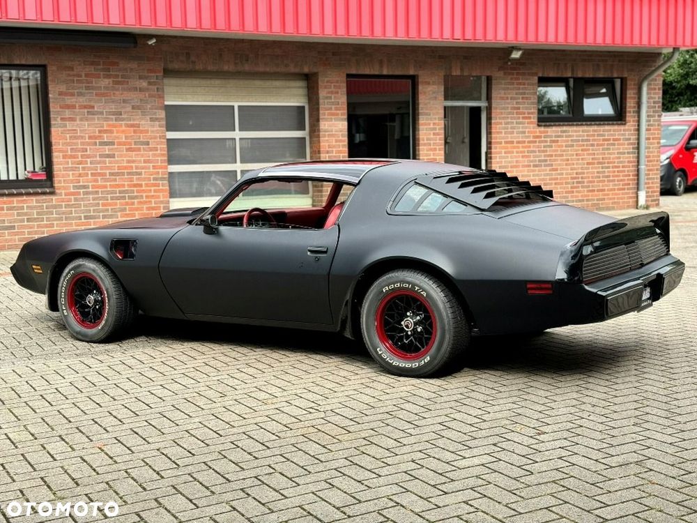 Pontiac Trans Am - 8