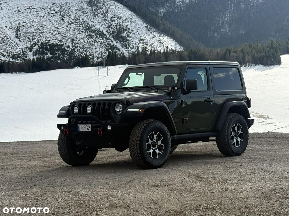 Jeep Wrangler - 1