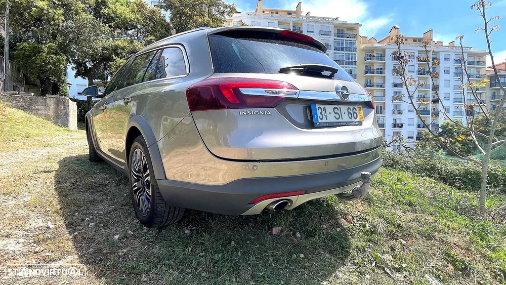 Opel Insignia Country Tourer 2.0 CDTi AWD S/S - 19