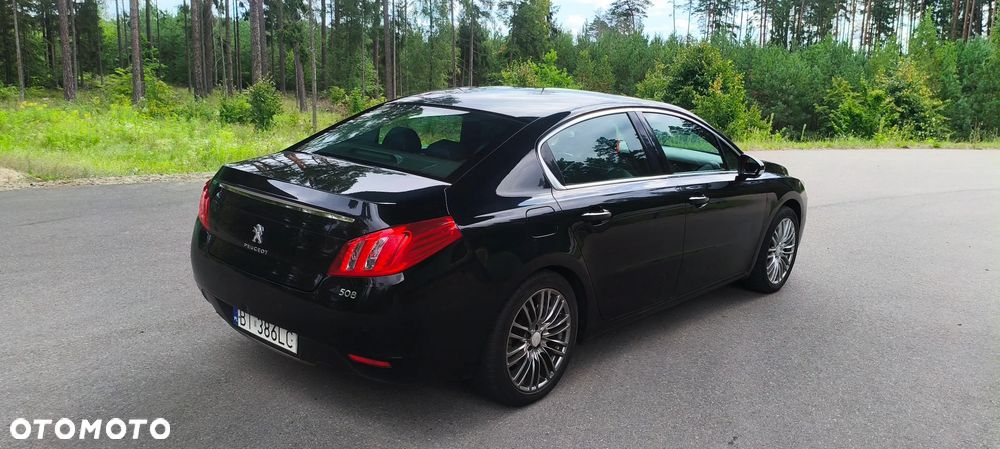 Peugeot 508 Hybrid4 - 12