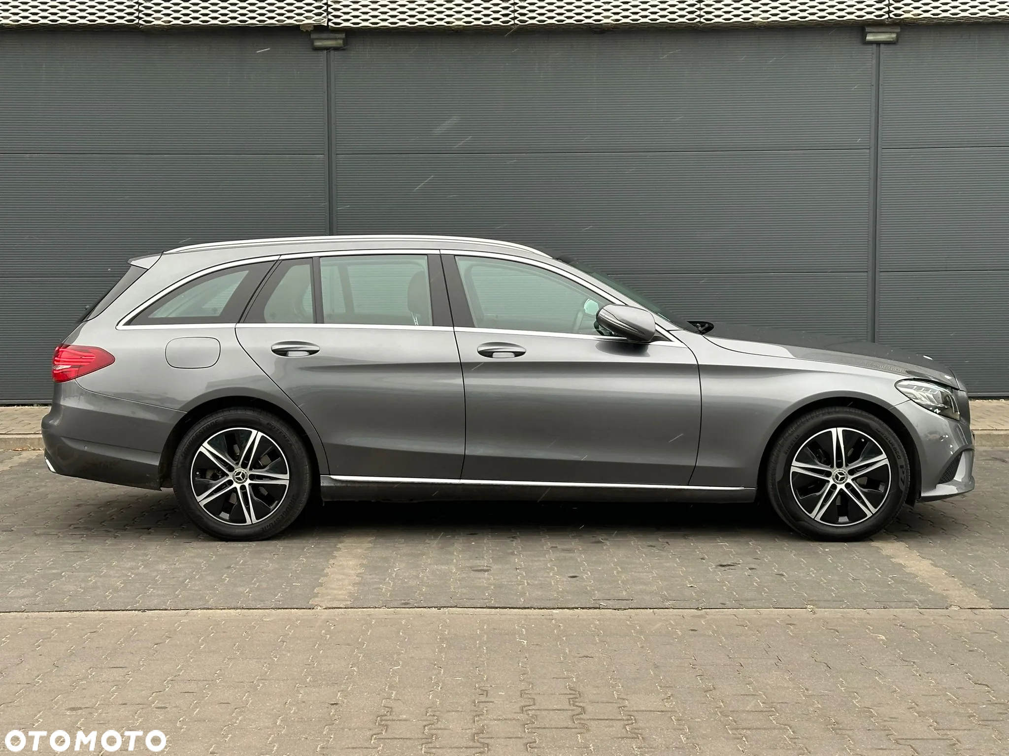 Mercedes-Benz Klasa C 180 9G-TRONIC - 17