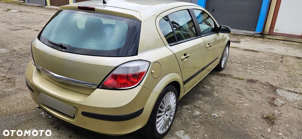 Opel Astra III 2.0 T Sport - 2