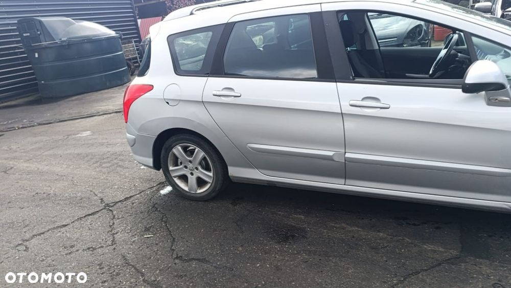 36536 Peugeot 308 SW silnik 1.6 HDi 9HRbl 112 km skrzynia 20EA09 lakier EZRC - 6