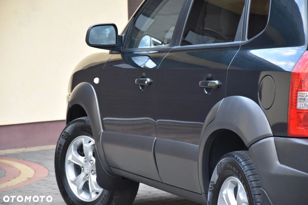 Hyundai Tucson 2.0 4WD GLS - 8