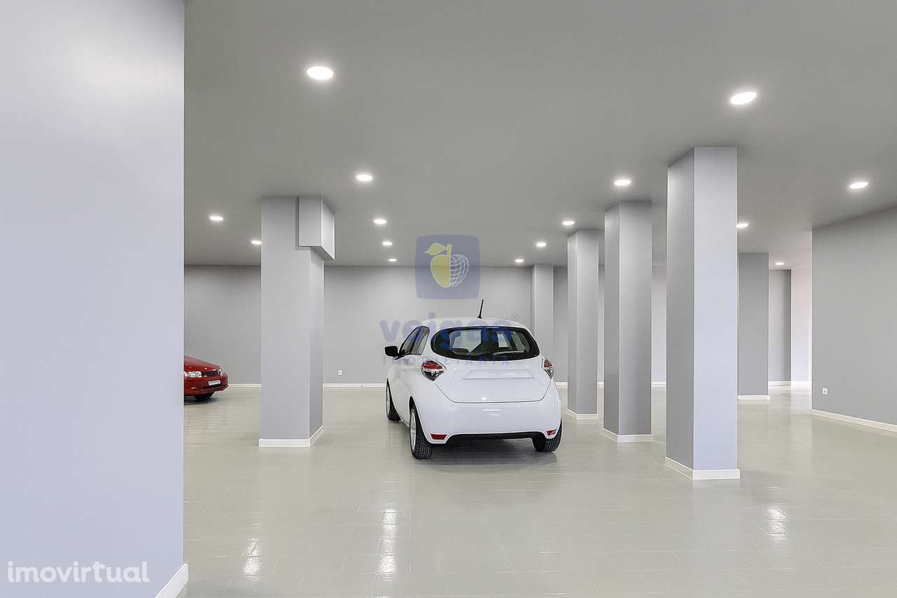 Espaço Comercial com 360 m² em Alverca do Ribatejo - Grande imagem: 3/29