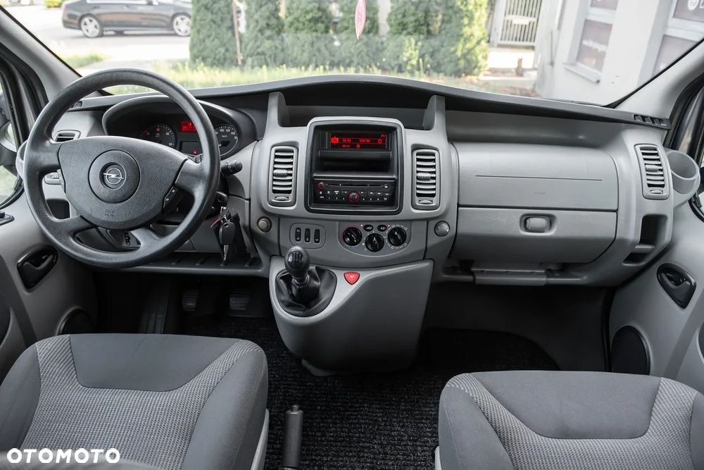 Opel Vivaro - 21