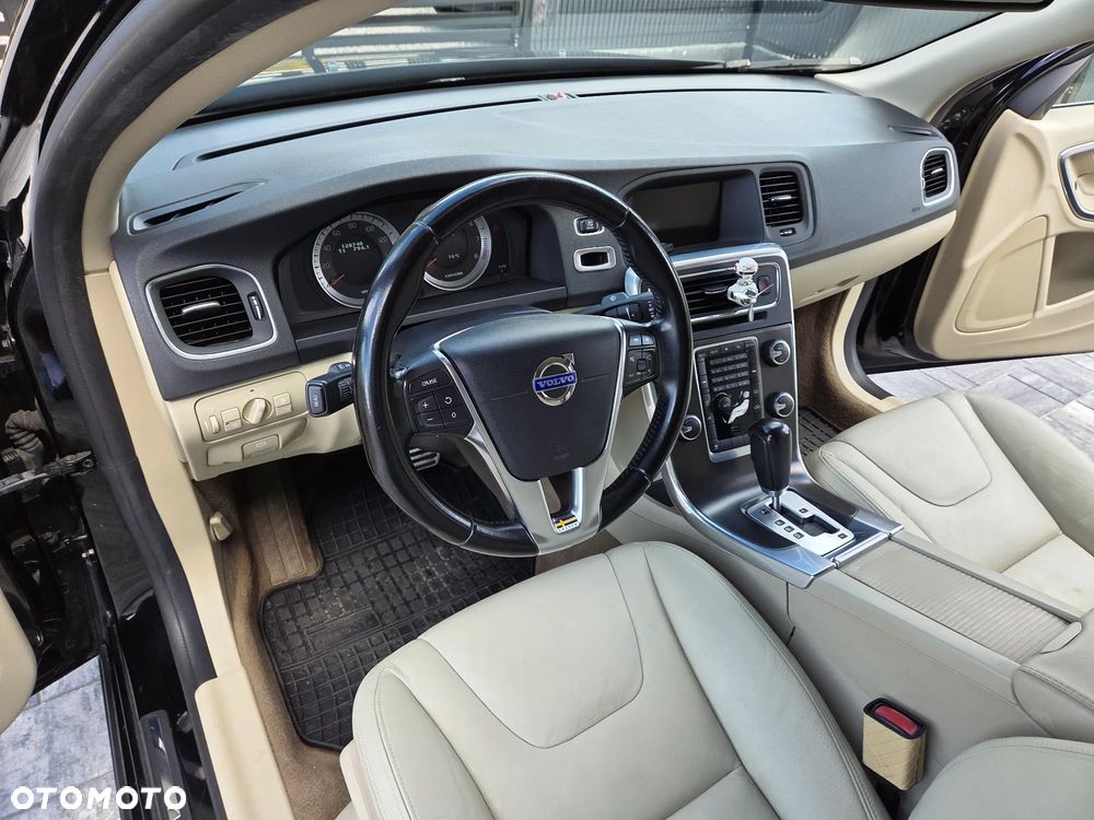 Volvo S60 - 30