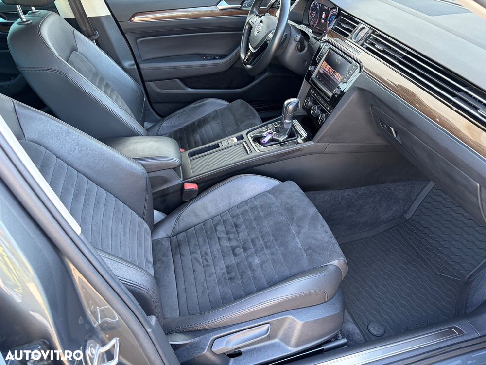 Volkswagen Passat 2.0 TDI DSG 4Motion Highline - 11