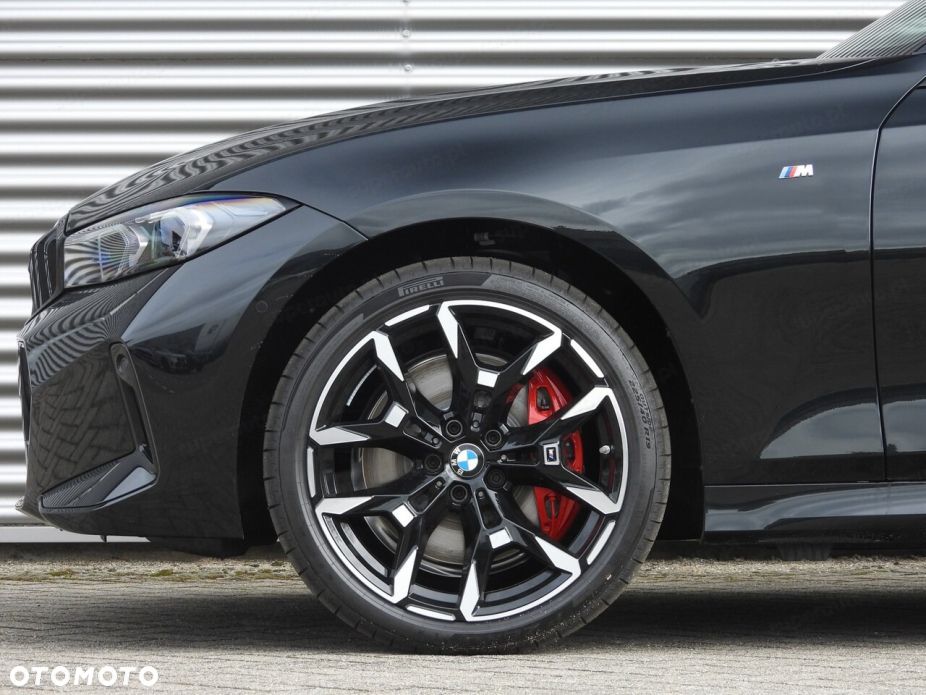 BMW Seria 3 330i xDrive M Sport sport - 15