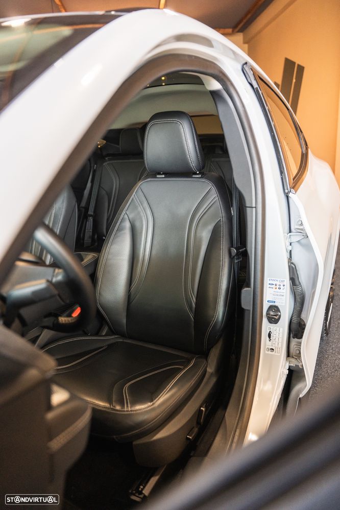 Ford Mustang Mach-E 98.7 kWh Premium - 12