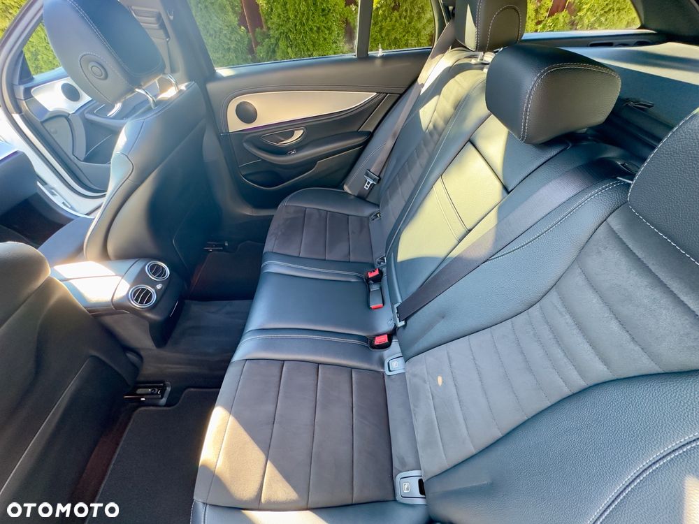 Mercedes-Benz Klasa E 220 d 9G-TRONIC - 10