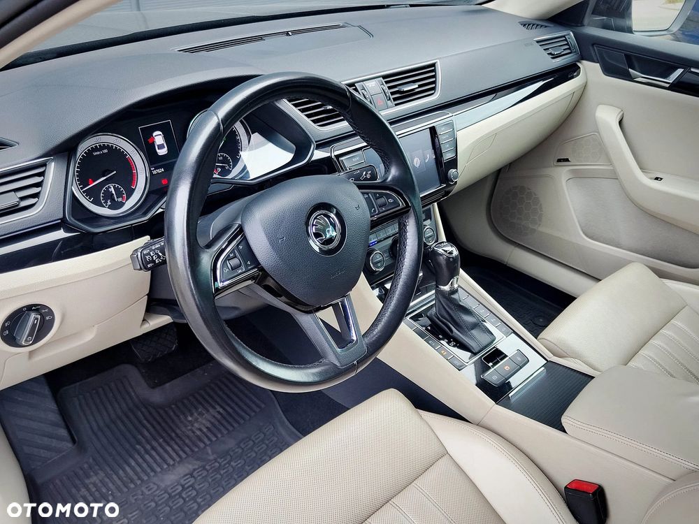 Skoda Superb 2.0 TSI 4x4 L&K DSG - 5
