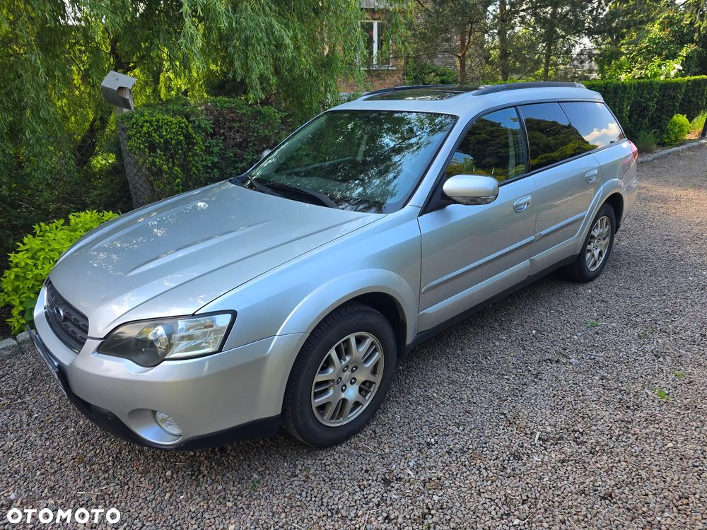 Subaru Outback 2.5i Comf AT - 12