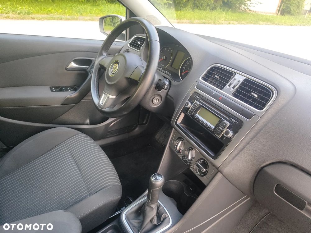 Volkswagen Polo 1.4 Comfortline - 17